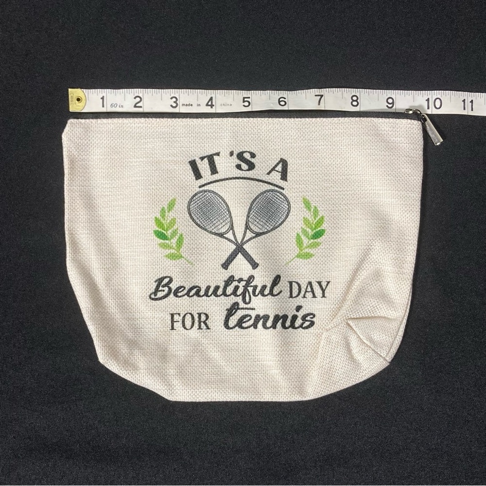 Women’s Sports White Canvas Medium Cosmetic Bag It’s A Good Day To Play Tennis - Picture 7 of 8